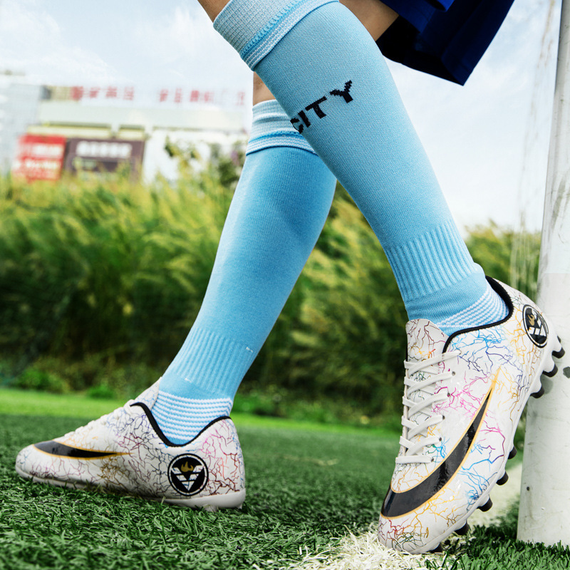 V Children's Football Shoes - Image 9